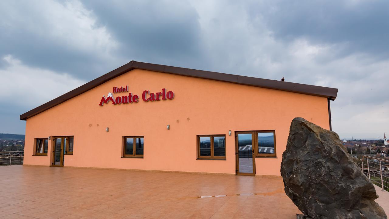 Monte Carlo Reghin酒店 外观 照片